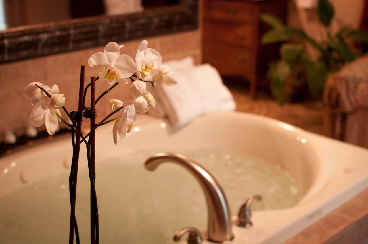 Main Street Inn Parkville Екстериор снимка