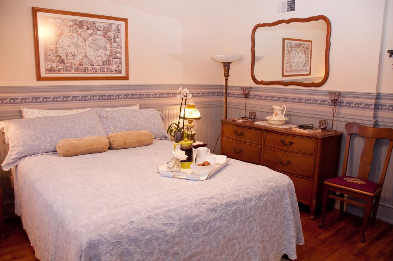 Main Street Inn Parkville Екстериор снимка